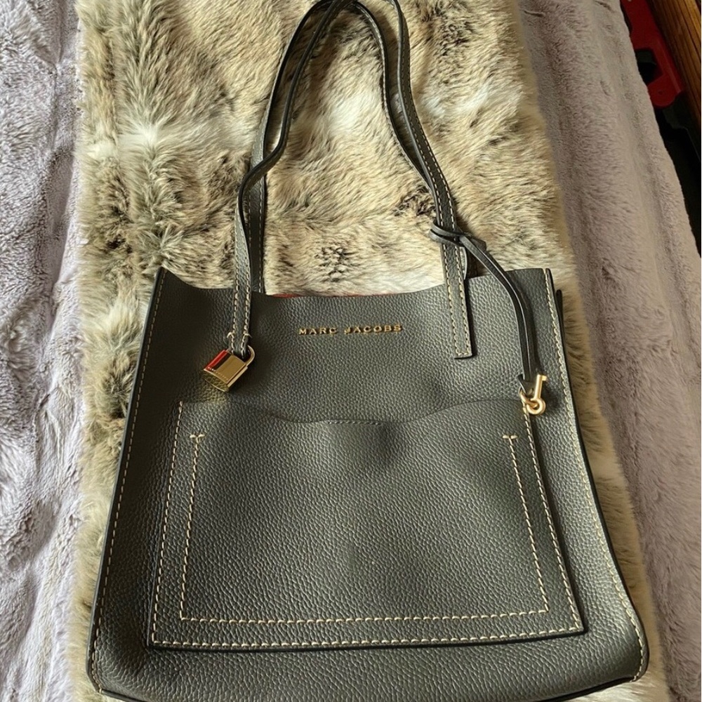 Marc Jacobs medium grind tote bag